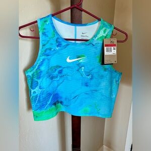 Nike Pro Dri-Fit Crop Top-NWT. Size Large.